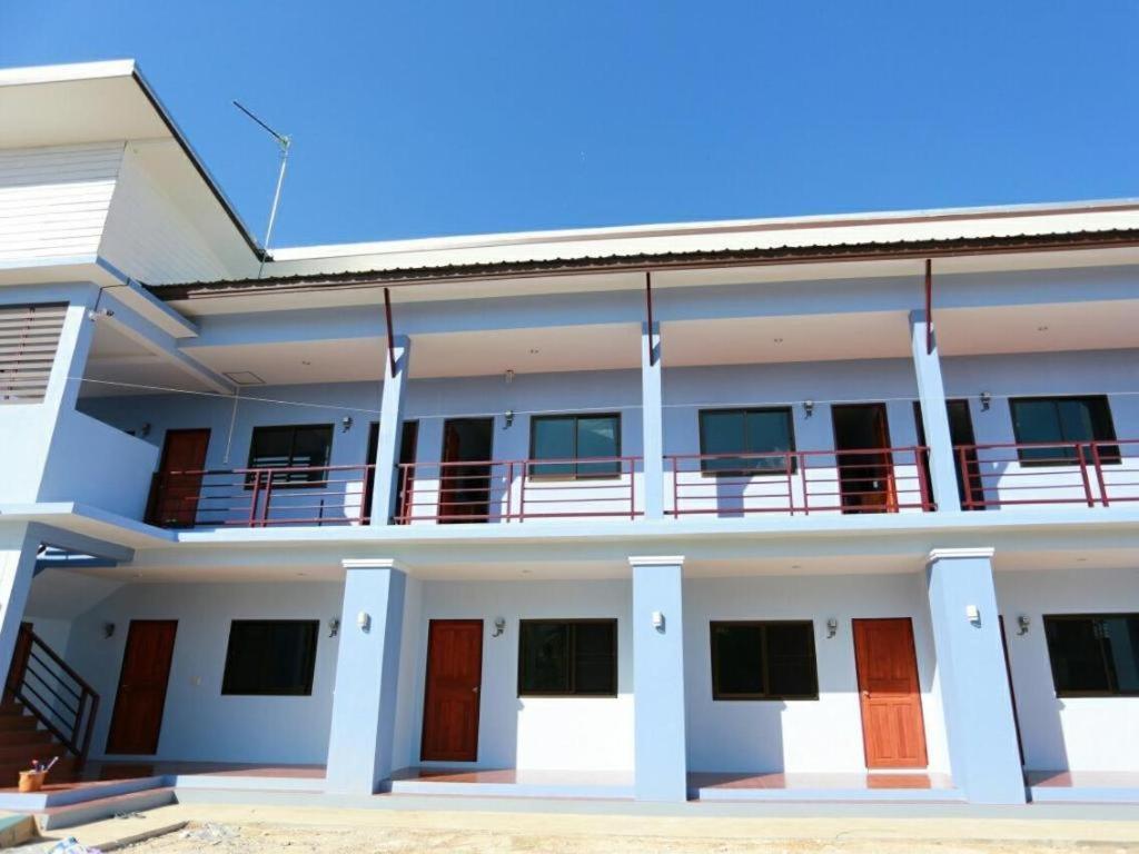 Tararin Hotel Чианг Сеeн Екстериор снимка