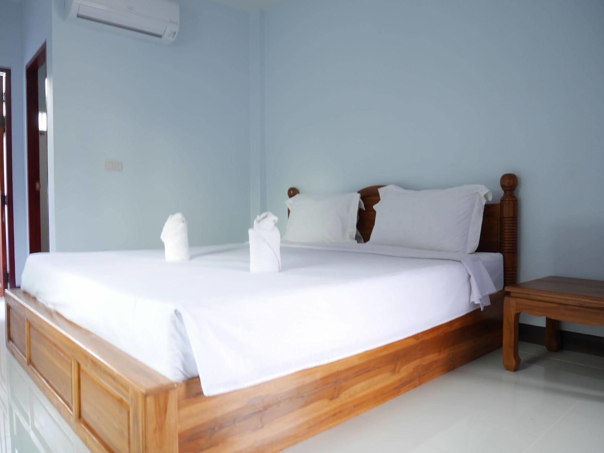 Tararin Hotel Чианг Сеeн Екстериор снимка