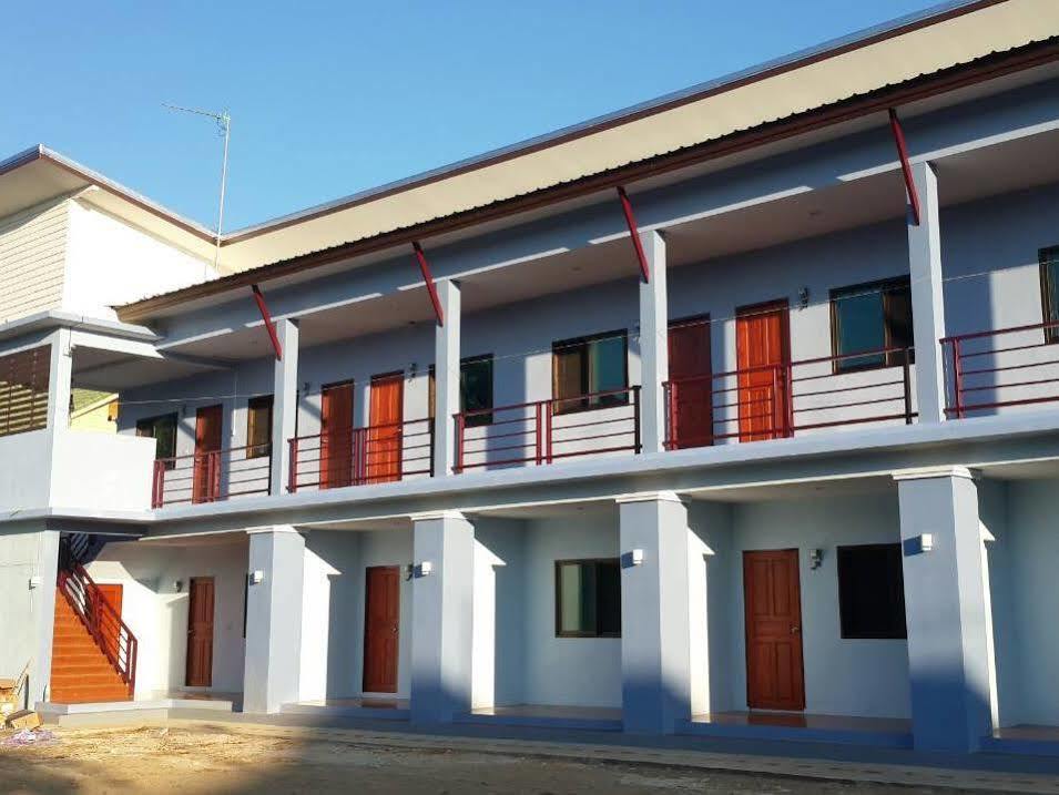 Tararin Hotel Чианг Сеeн Екстериор снимка